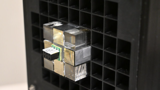 Українські кристали для Великого адронного колайдера