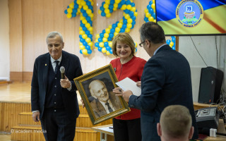 Національна академія наук України взяла участь в урочистостях з нагоди 120-ї річниці заснування Ліцею інформаційних технологій № 79 Печерського району м. Києва та присвоєння йому імені Бориса Патона