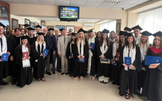 Відбулось урочисте вручення дипломів цьогорічним випускникам Київського університету права НАН України Відбулось урочисте вручення дипломів цьогорічним випускникам Київського університету права НАН України