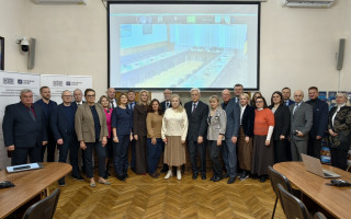 Науковці та експерти обговорили євроінтеграційний напрям розвитку законодавства України Науковці та експерти обговорили євроінтеграційний напрям розвитку законодавства України