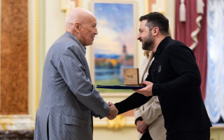 Гордість Академії й усієї України: академік НАН України Володимир Горбулін отримав відзнаку «Національна легенда України»