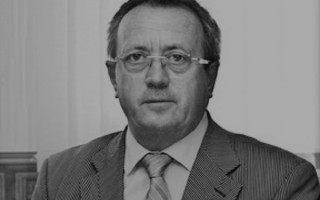 Із глибоким сумом сповіщаємо, що 11 грудня 2025 року на 70 році життя зупинилось серце видатного українського хіміка члена-кореспондента НАН України Володимира Сергійовича БРОВАРЦЯ Із глибоким сумом сповіщаємо, що 11 грудня 2025 року на 70 році життя зупинилось серце видатного українського хіміка члена-кореспондента НАН України Володимира Сергійовича БРОВАРЦЯ